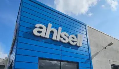 Relewise customer - Ahlsell logo store sign